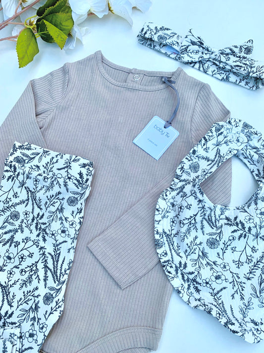 TU Clothing 4Pc Starter Set