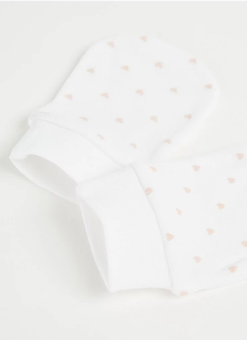 George Pack of 4 Mini Hearts Scratch Mittens Set