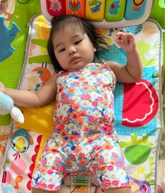 SHEIN allover Floral Print Romper