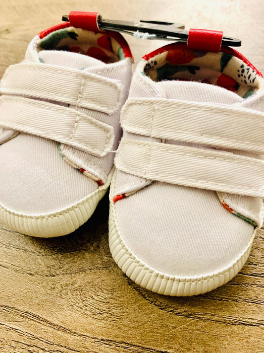 R&B Black Star Prewalkers