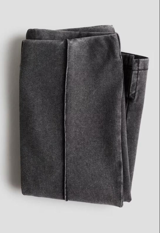 H&M Capri