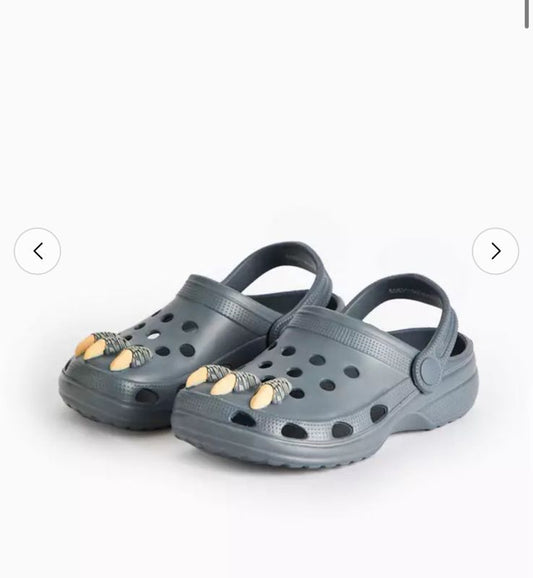 TU Clothing Monster Toe Badge Clogs