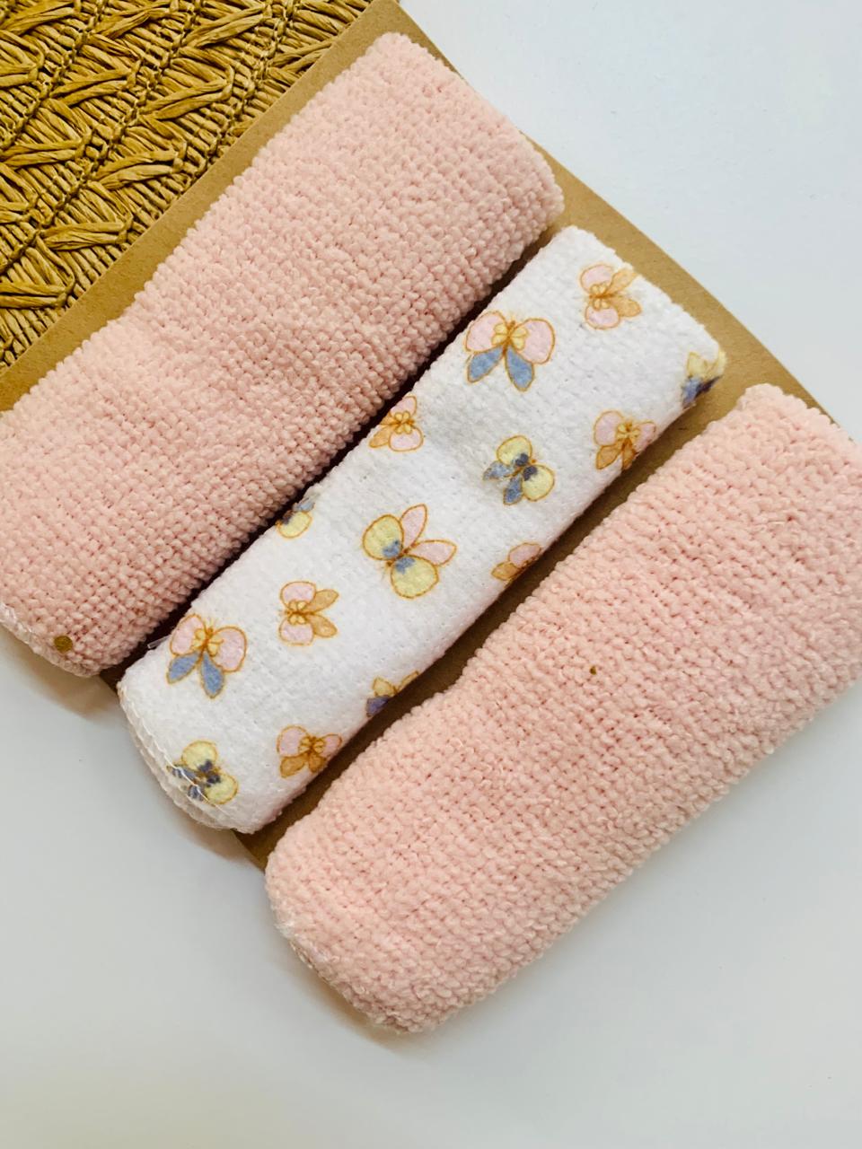 pack of 3 Floral "I Love Mummy" Hooded Towel & Wash Cloths