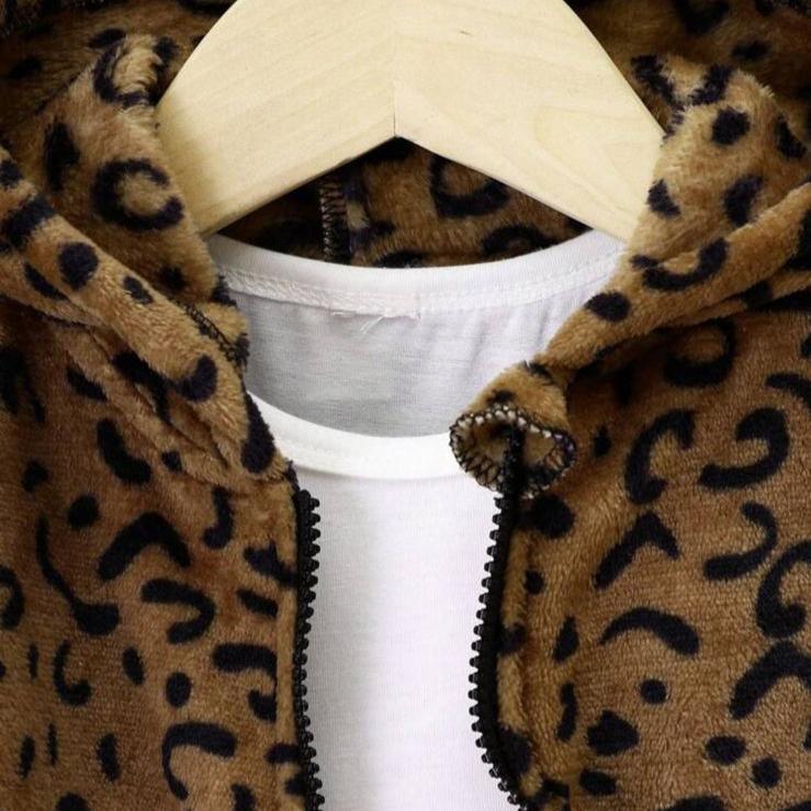 SHEIN Leopards Print Jacket