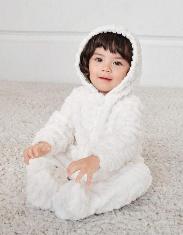 SHEIN White fluffy Zipped Pram Suit