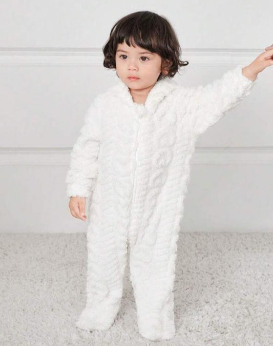 SHEIN White fluffy Zipped Pram Suit