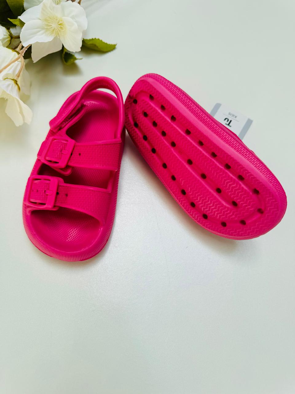 TU Clothing Sandals