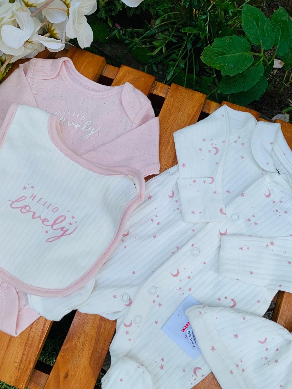 Tu Clothing Stars & Moons Print 4pc Starter Set