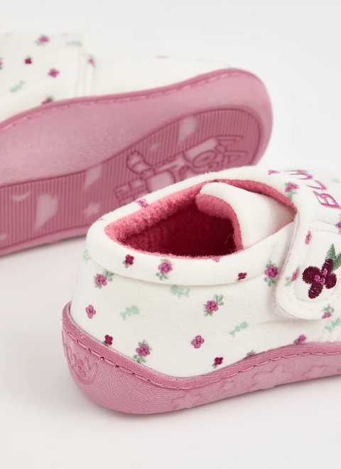 George "Bluey" White Flower Strap Slippers