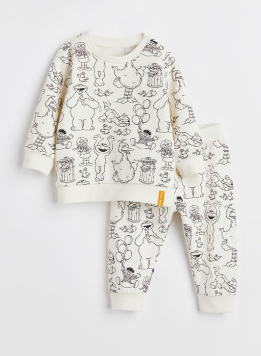 H&M  Sweart Shirt & Trouser set