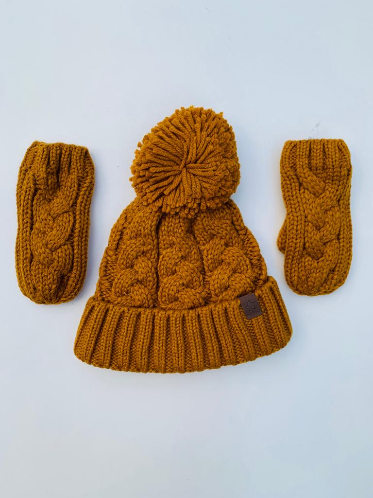 Next Cap & Mittens set