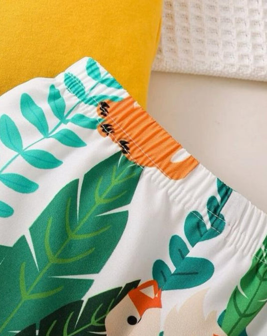 SHEIN Leaf Print Shirt & Shorts Set