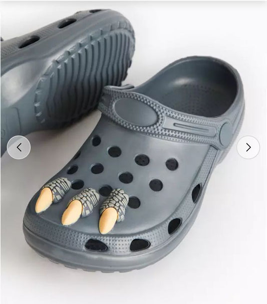 TU Clothing Monster Toe Badge Clogs