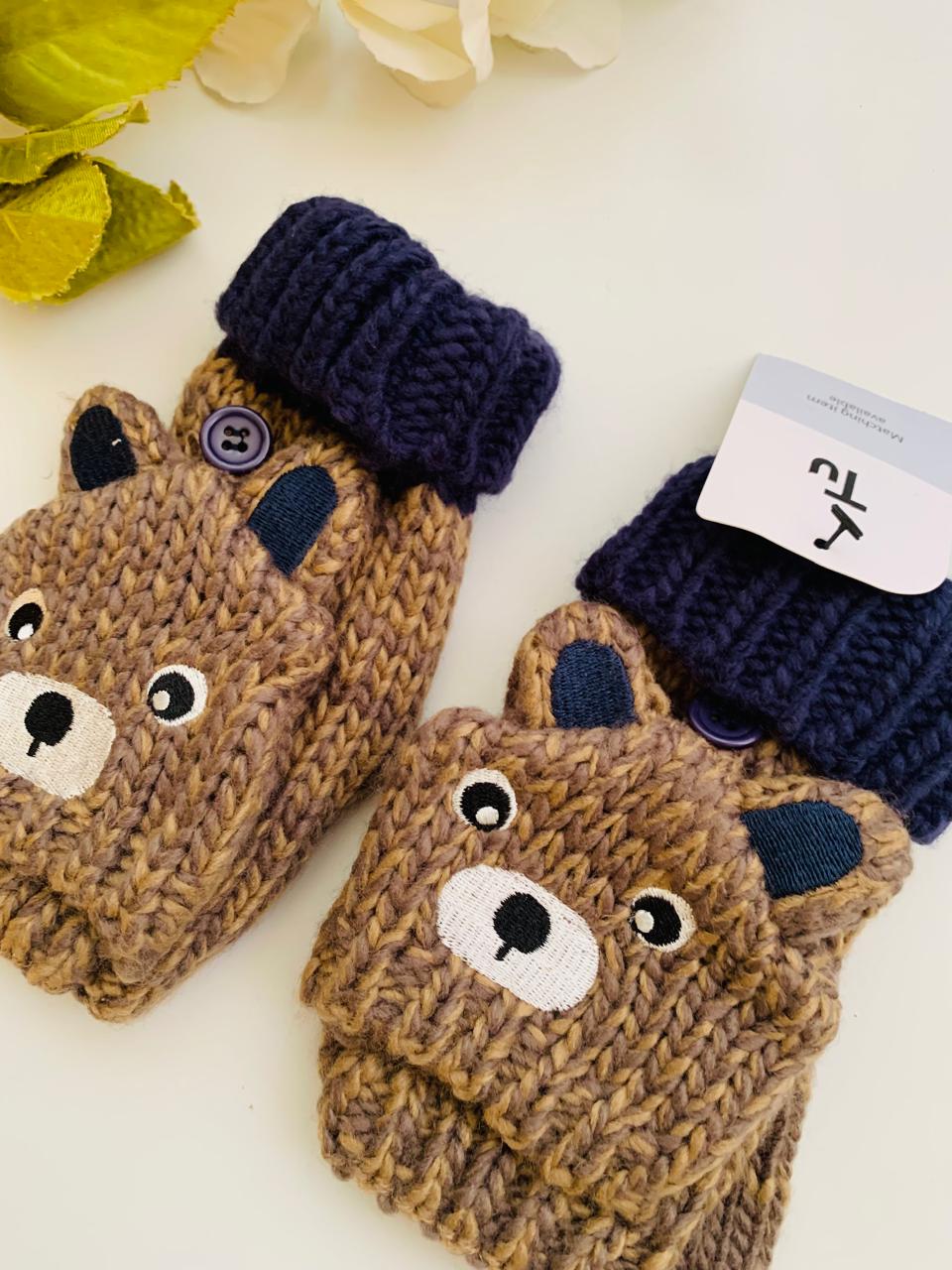TU Clothing Novelty Bear Knitted Gloves