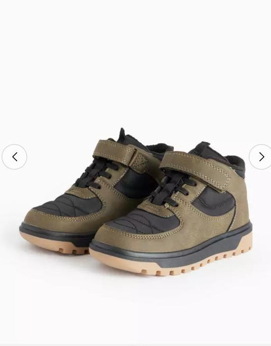 TU Clothing shoes