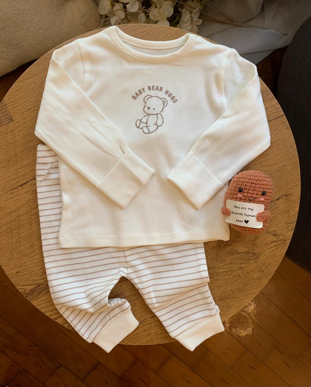 George"Baby Bear Hugs" Pyjamas Set