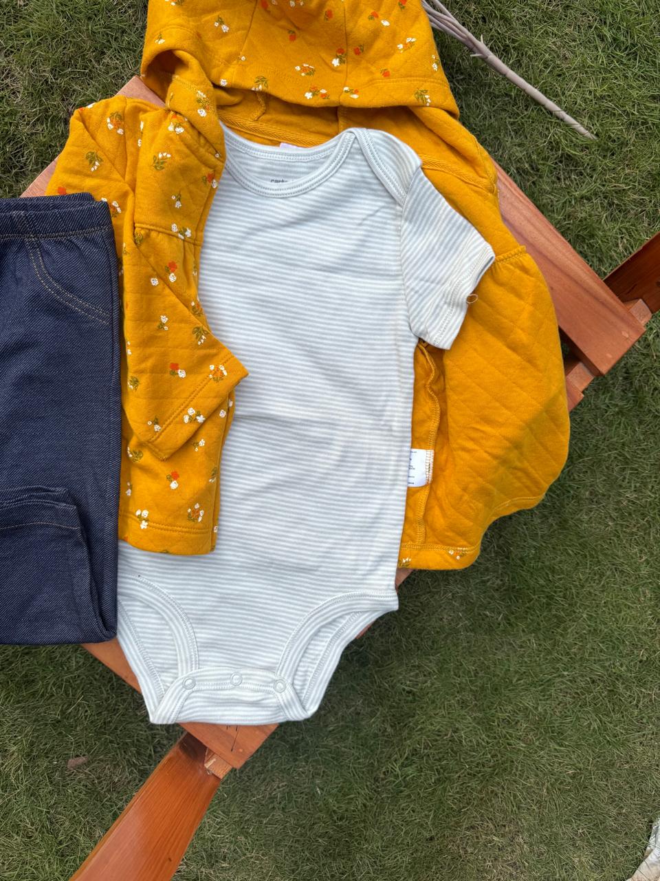 Carters 3pc Set