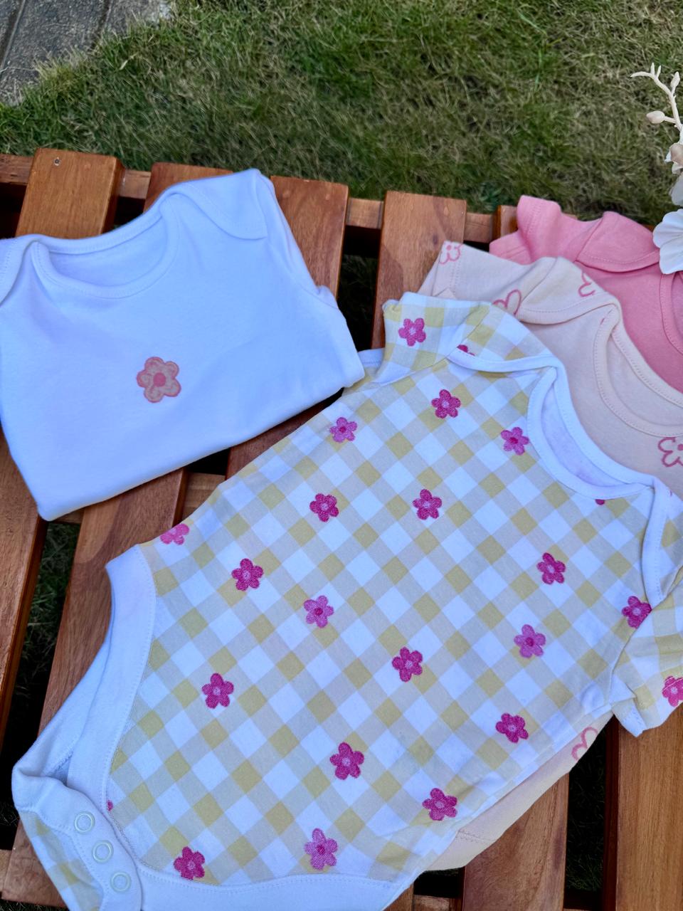George pack of 4 Floral Bodysuits