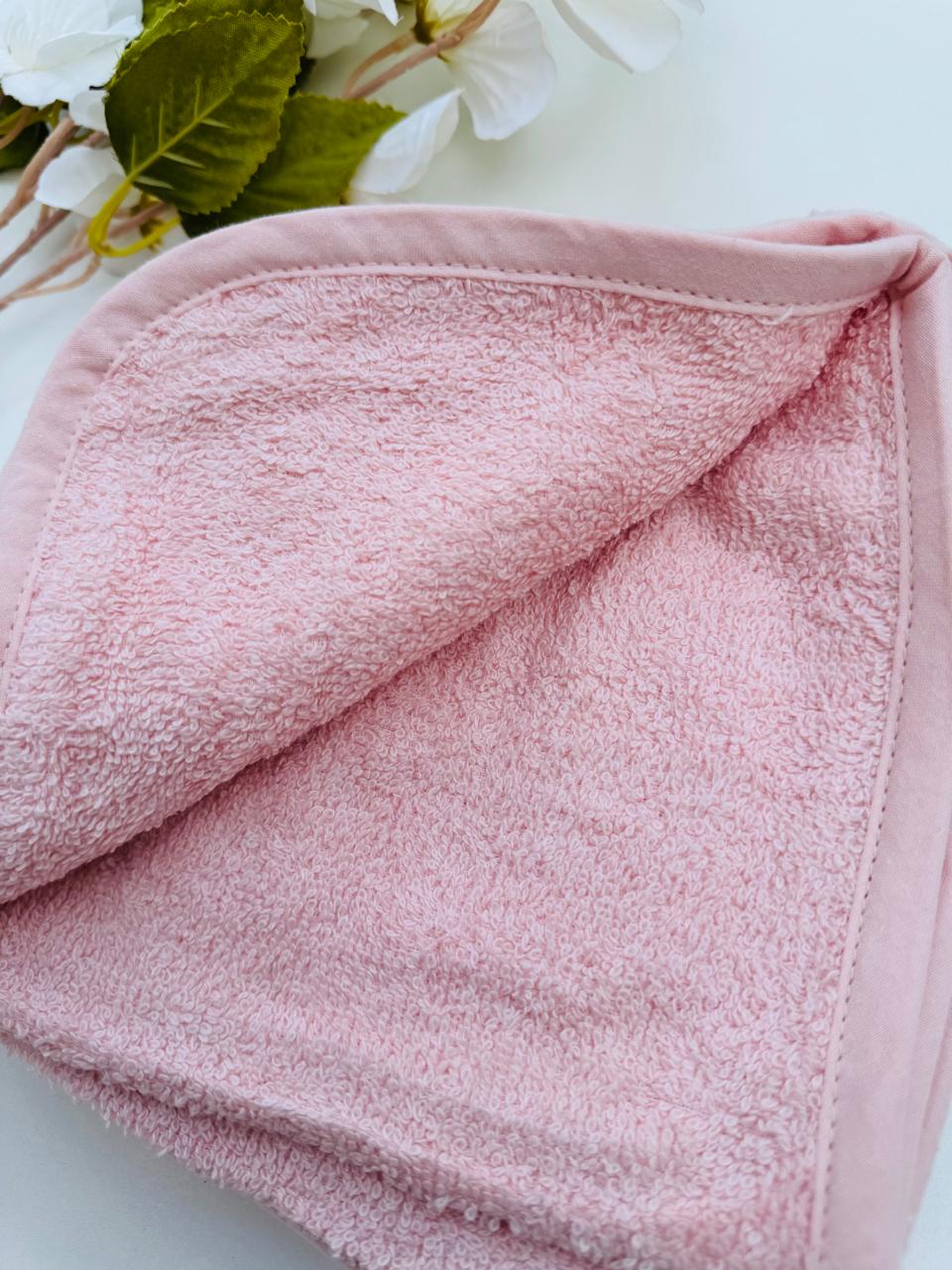 George Hooded Towel