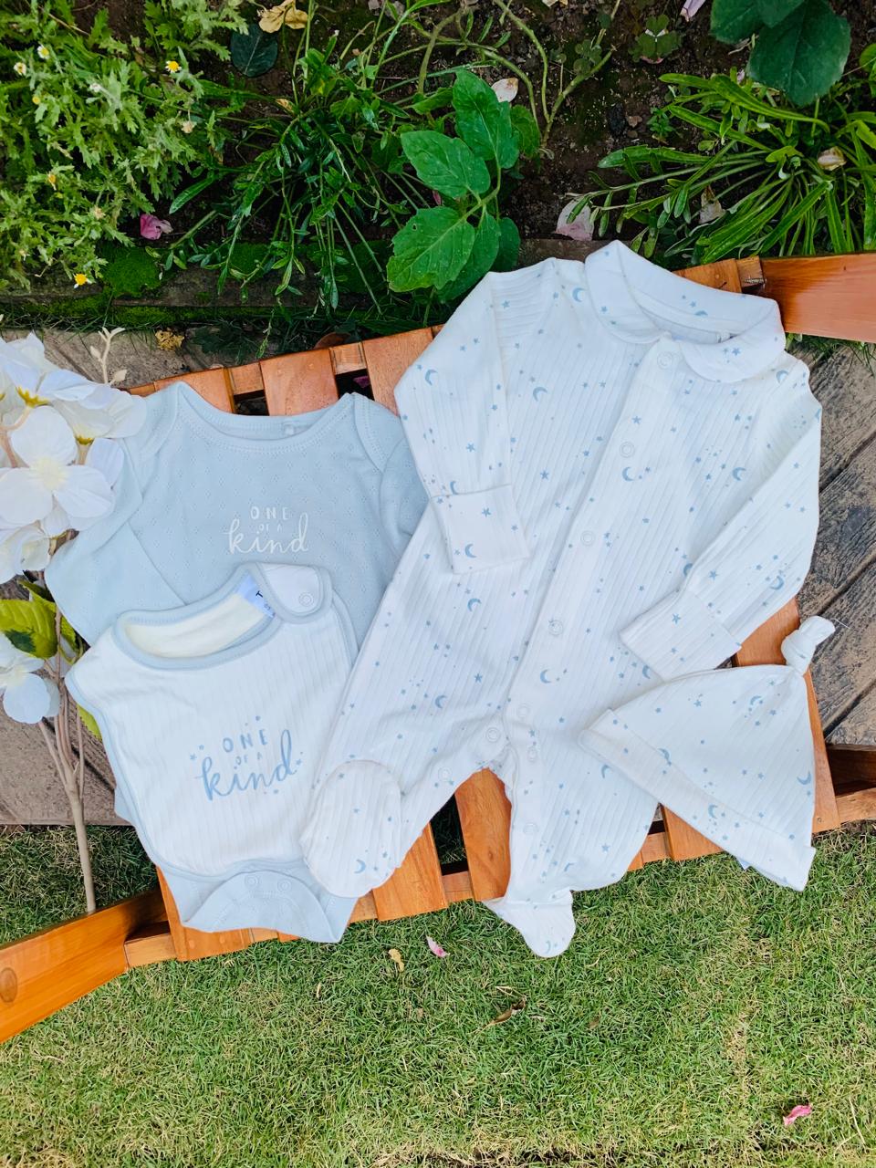 Tu Clothing Stars & Moons Print 4pc Starter Set