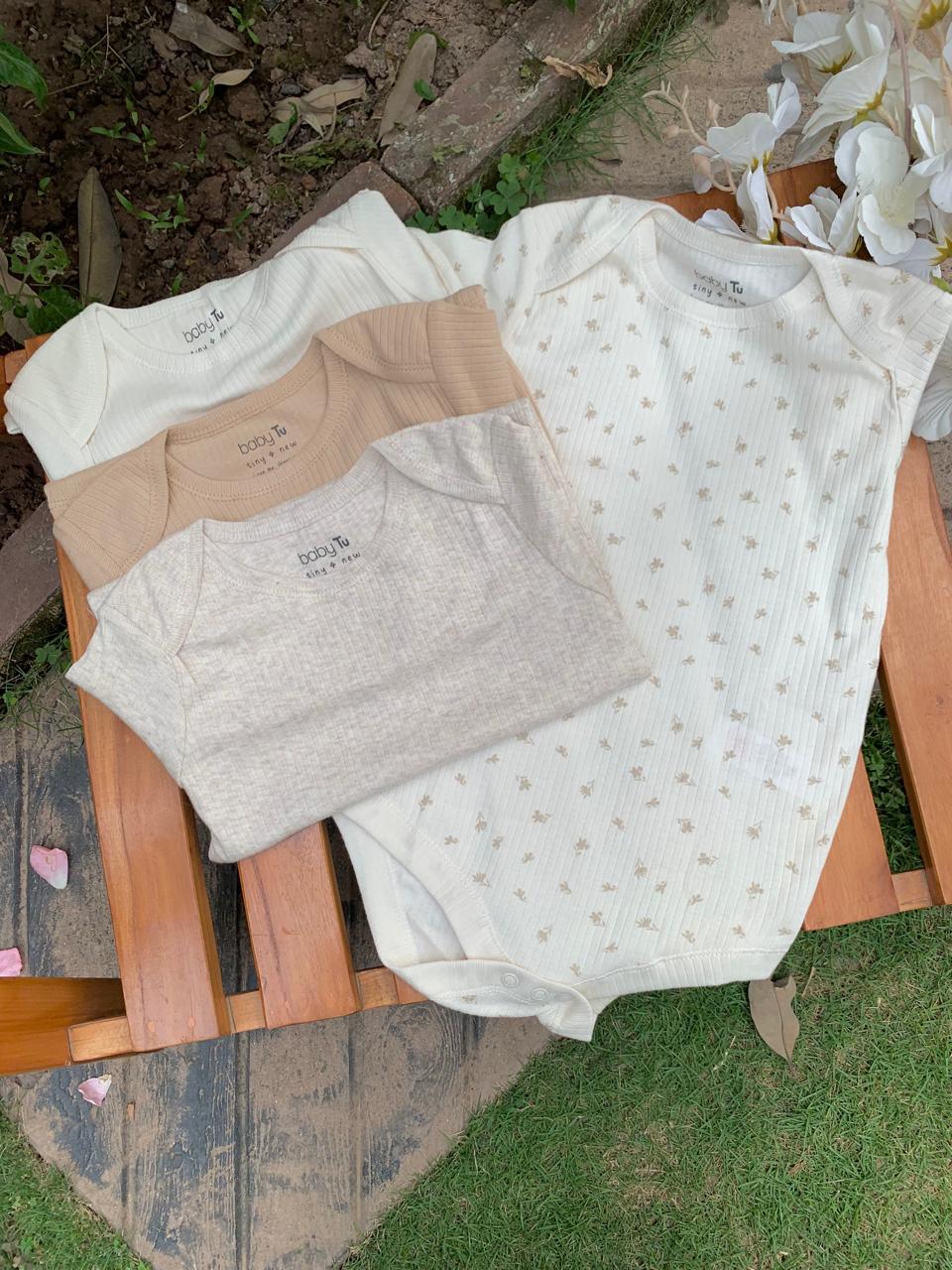 TU Clothing Pack of 4 bodysuits