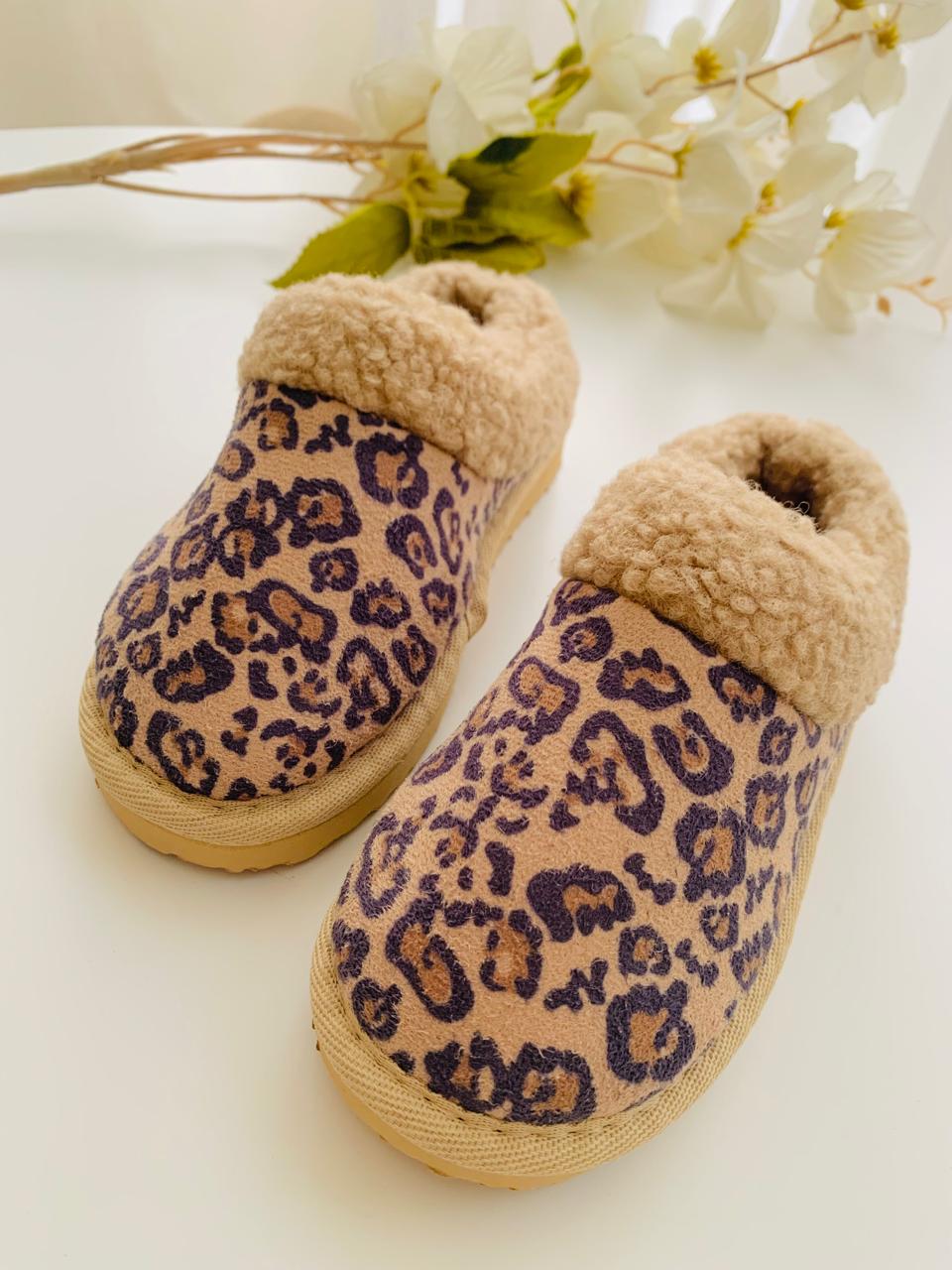 Tu Clothing Borg Cuff Platform Slippers