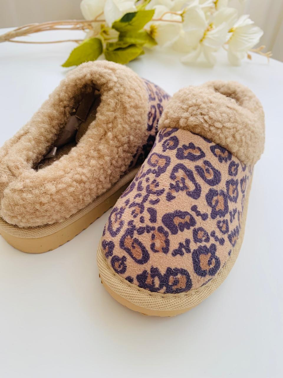 Tu Clothing Borg Cuff Platform Slippers