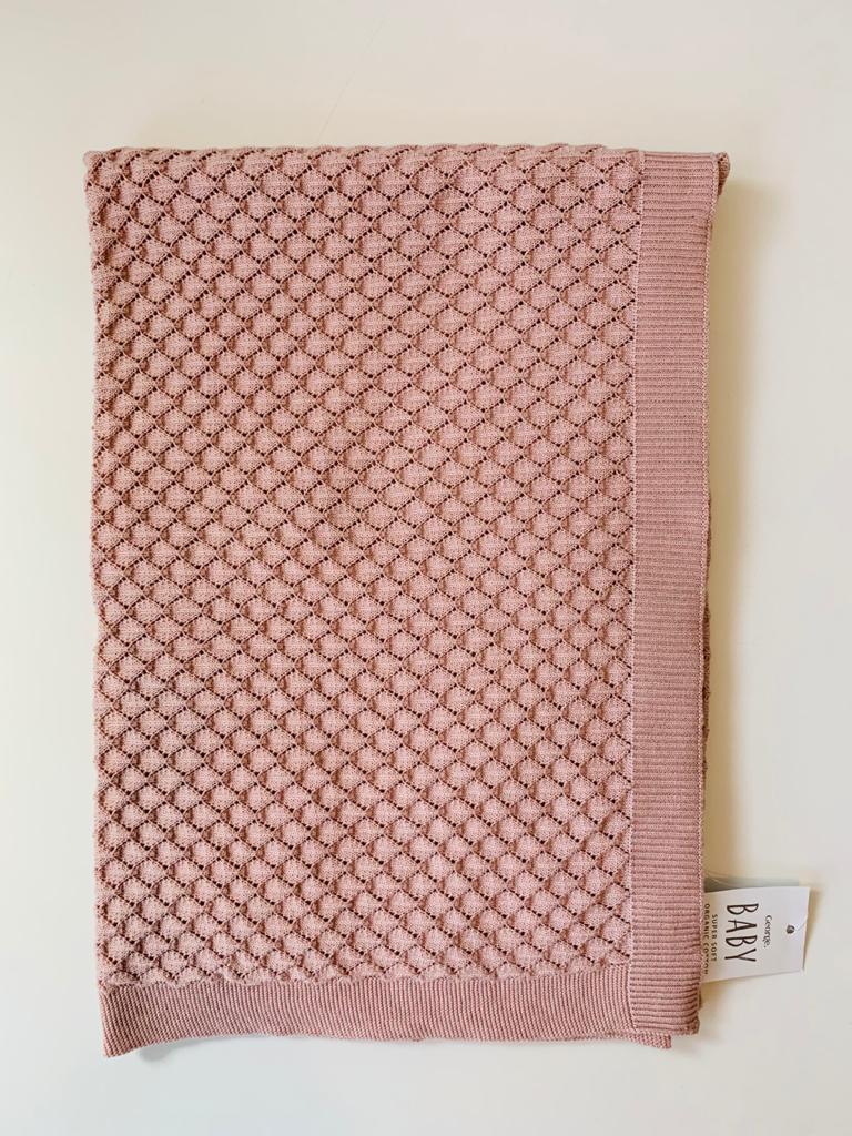 Lightwieght Pink Knitted Blanket