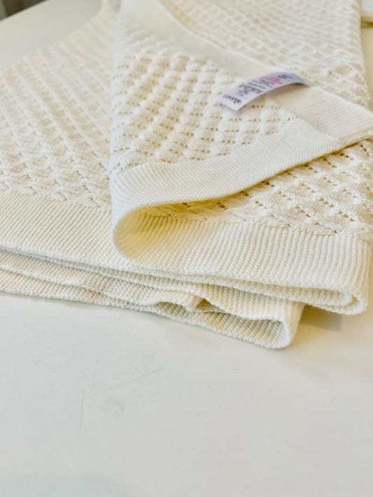 Lightwieght White Knitted Blanket