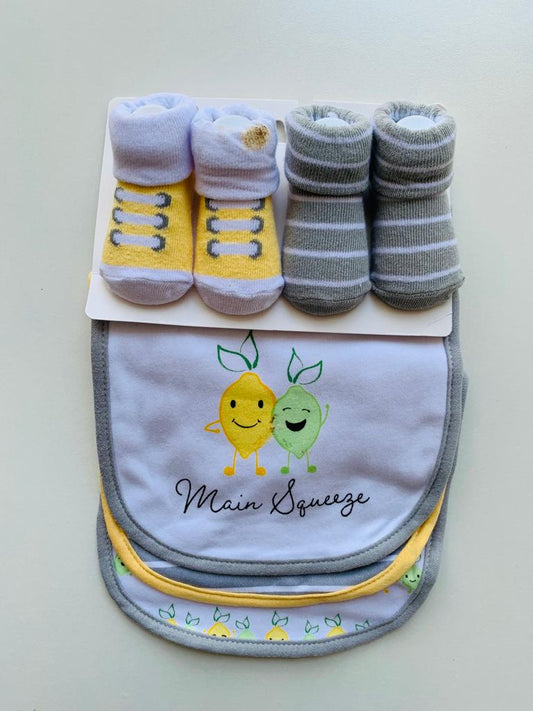 Pack of 3 Bibs & 2 Pair of Socks