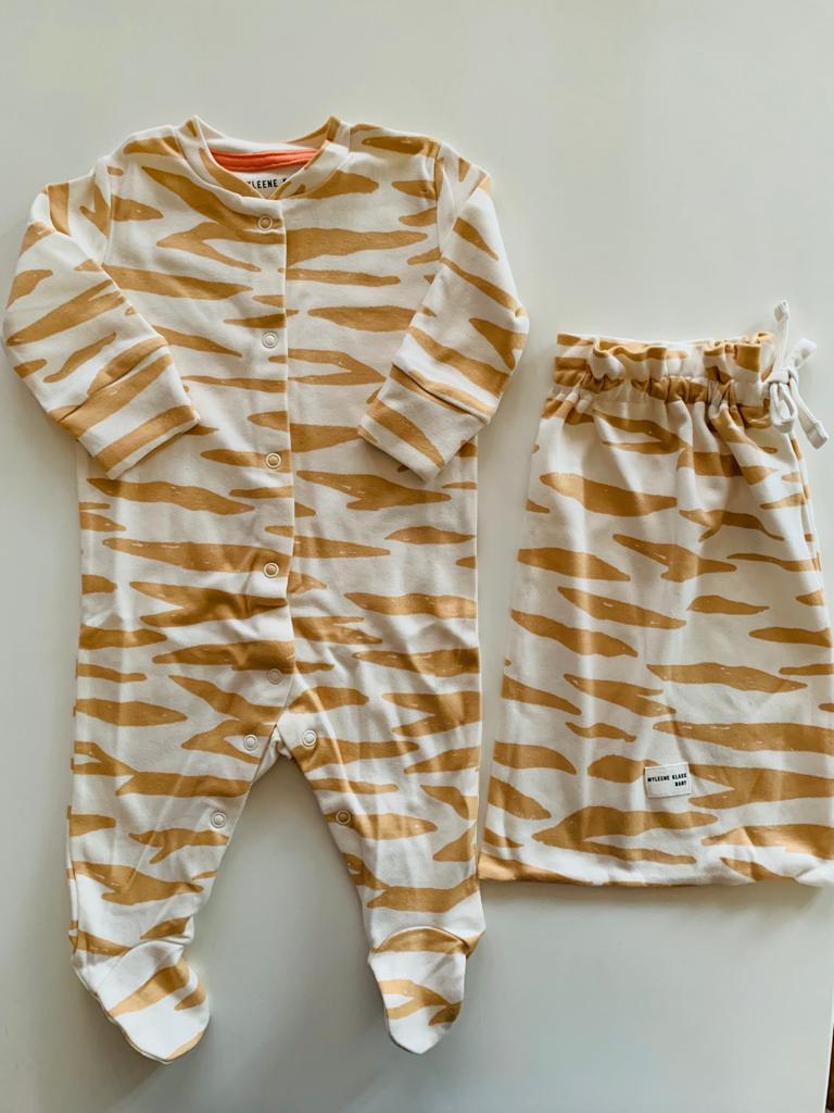 Sleepsuit with Pouch